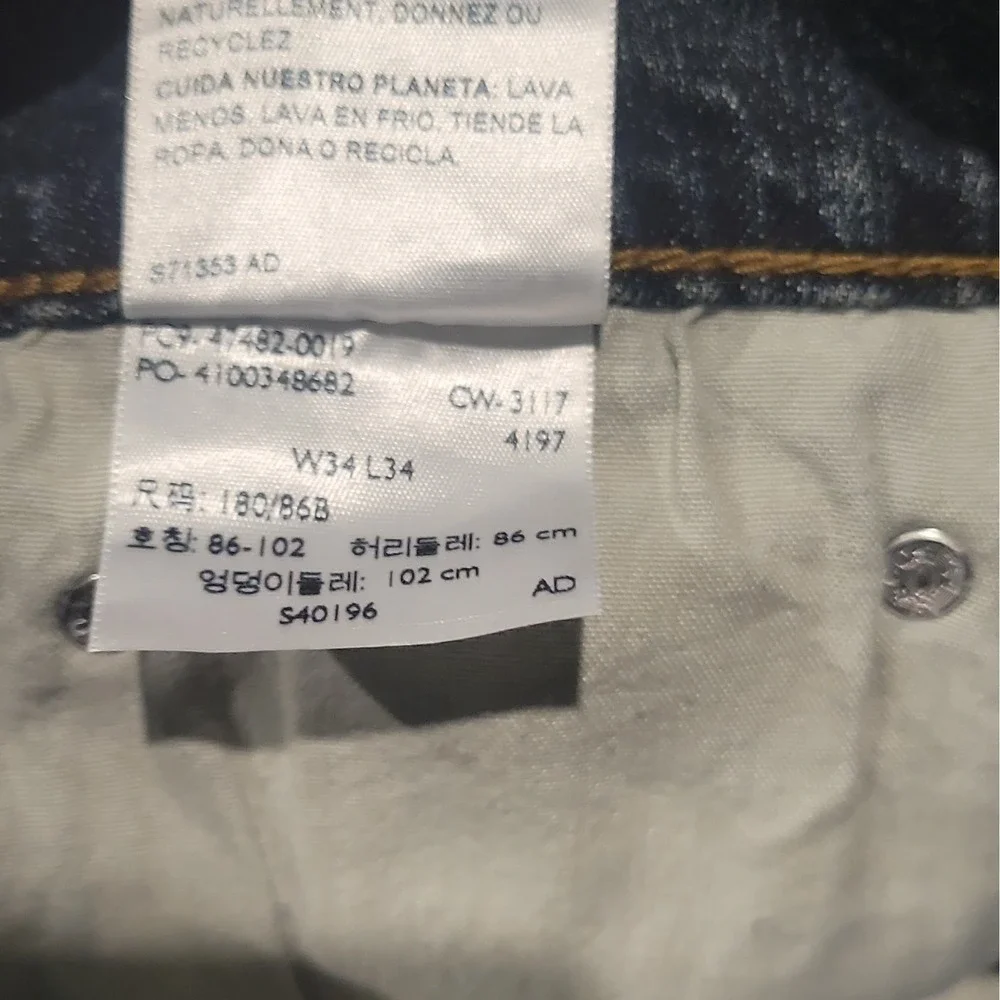Denizen from Levi's Men's Blue Light Wash Straight Fit Stretch Jeans